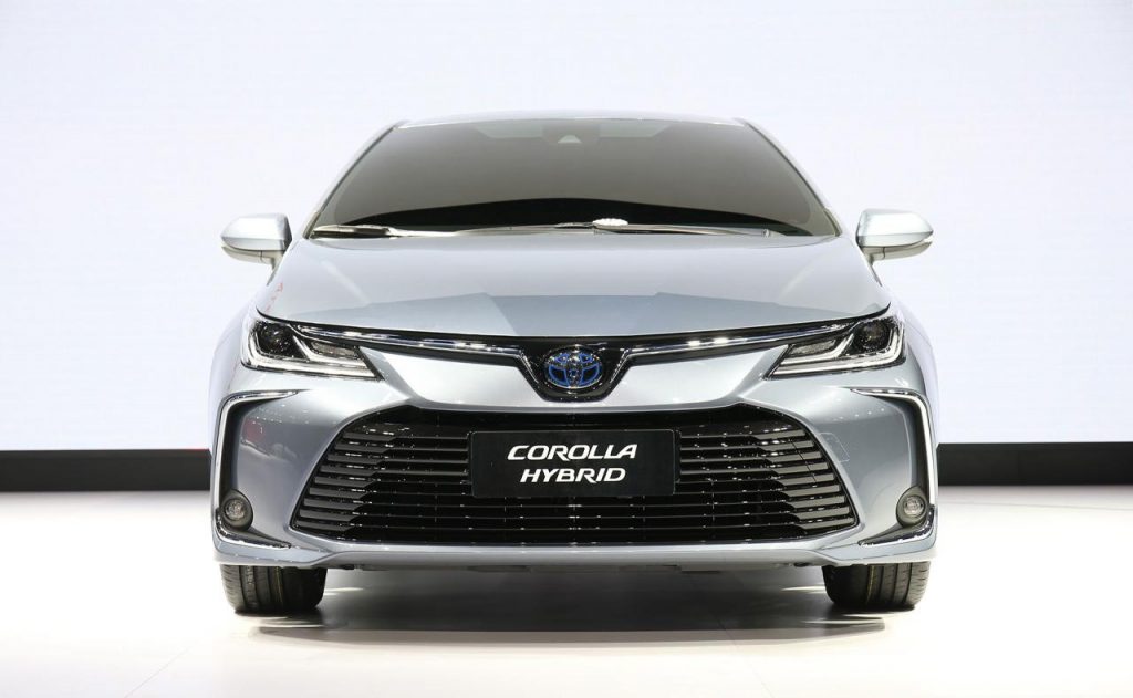 hd-guangzhou_2018_toyota_corolla_et_levin_pour_l_europe_aussi_3-4