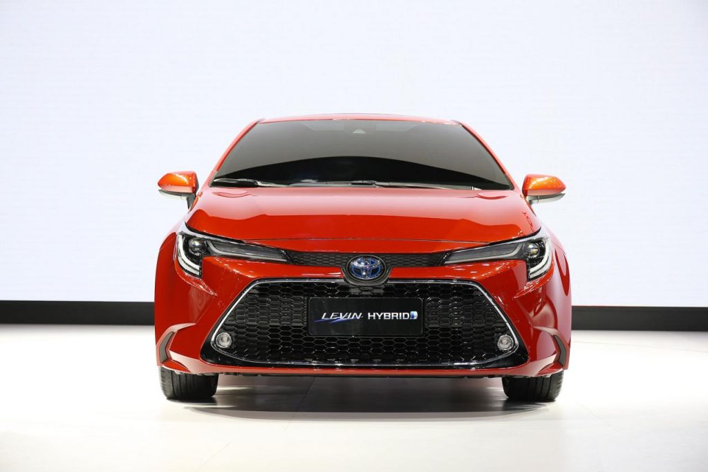 hd-guangzhou_2018_toyota_corolla_et_levin_pour_l_europe_aussi_4-3