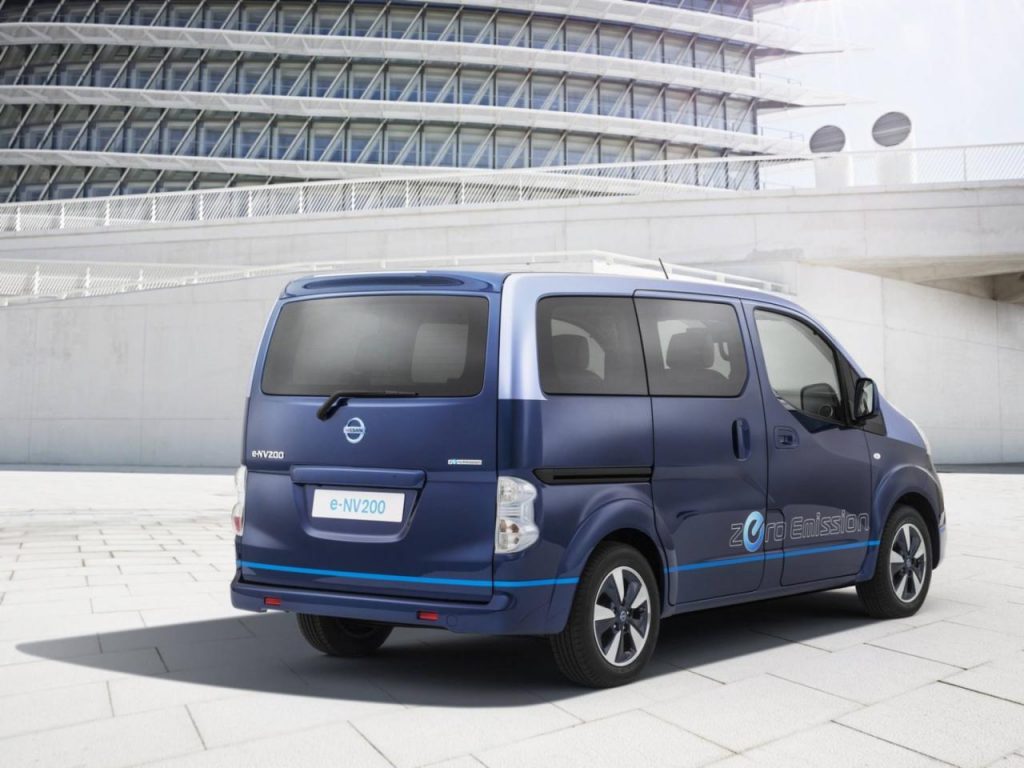 hd-hanovre_2014_nissan_e_nv200_vip_concept_1-4
