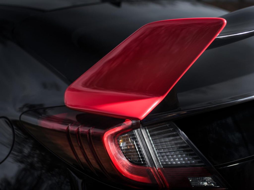 hd-honda_civic_type_r_black_edition_chant_du_cygne_1-1