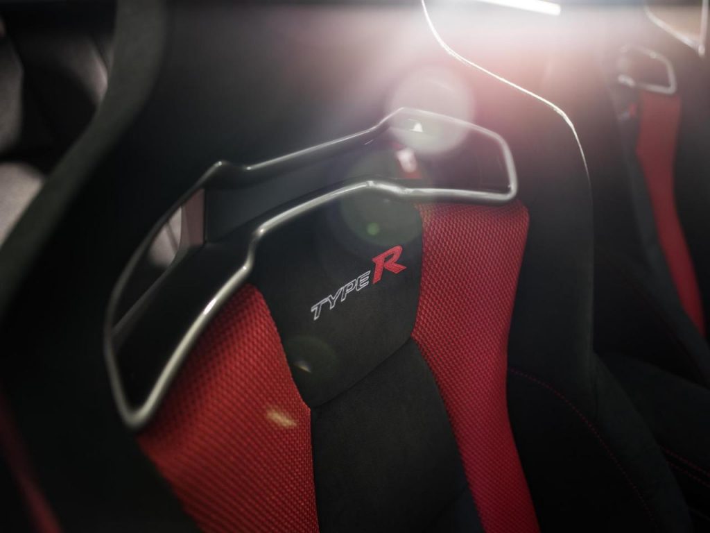 hd-honda_civic_type_r_black_edition_chant_du_cygne_1