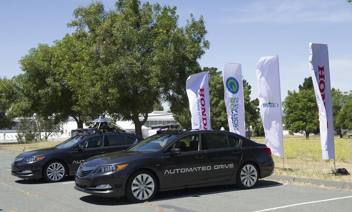 hd-honda_poursuit_le_dveloppement_de_la_voiture_autonome_1-4