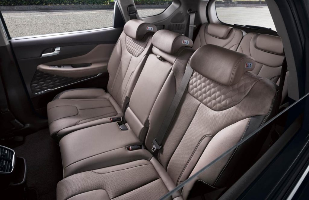 hd-hyundai_santa_fe_monte_en_gamme_3-57