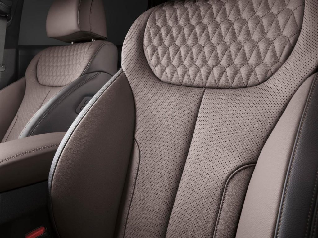 hd-hyundai_santa_fe_monte_en_gamme_3-67