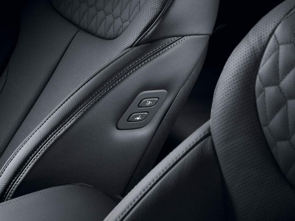 hd-hyundai_santa_fe_monte_en_gamme_3-98