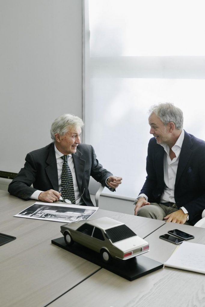 hd-la_bmw_garmisch_de_bertone_et_par_gandini_recre_1-15