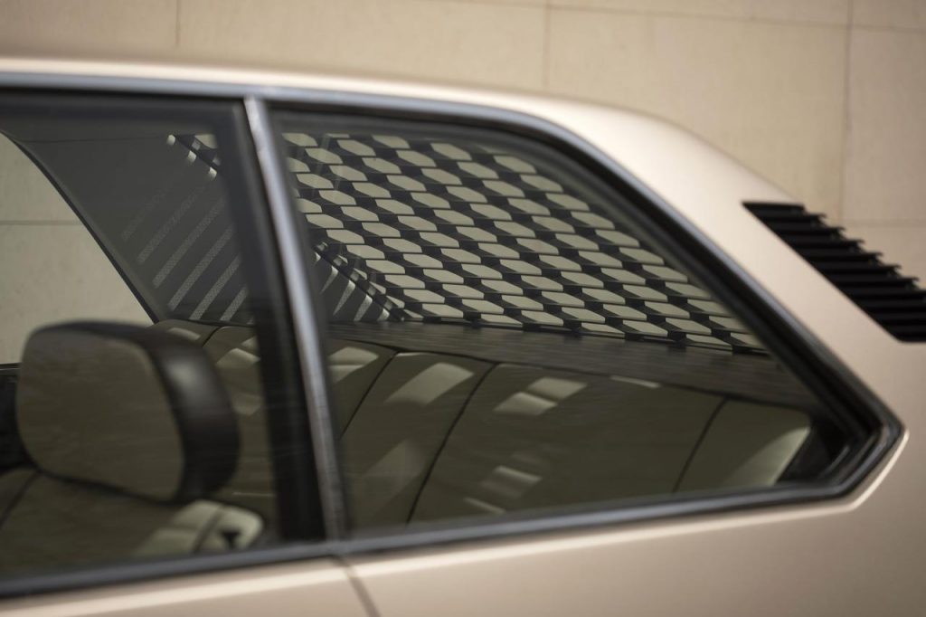 hd-la_bmw_garmisch_de_bertone_et_par_gandini_recre_1-38