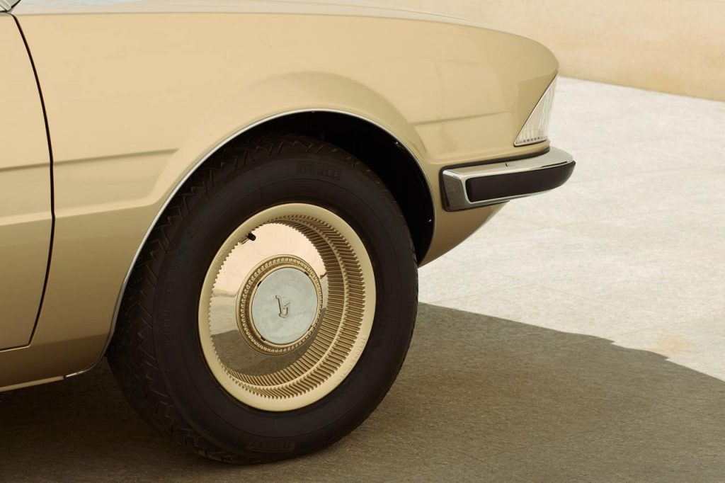 hd-la_bmw_garmisch_de_bertone_et_par_gandini_recre_1-48