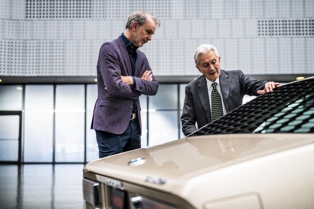 hd-la_bmw_garmisch_de_bertone_et_par_gandini_recre_1-5