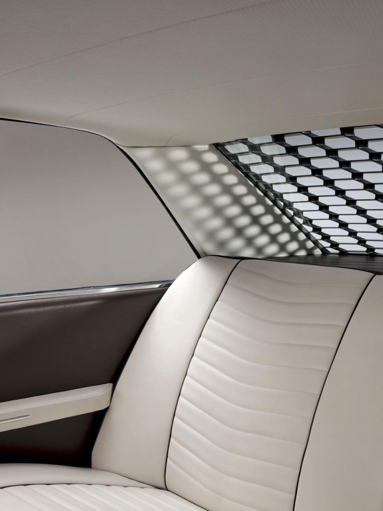 hd-la_bmw_garmisch_de_bertone_et_par_gandini_recre_1-53