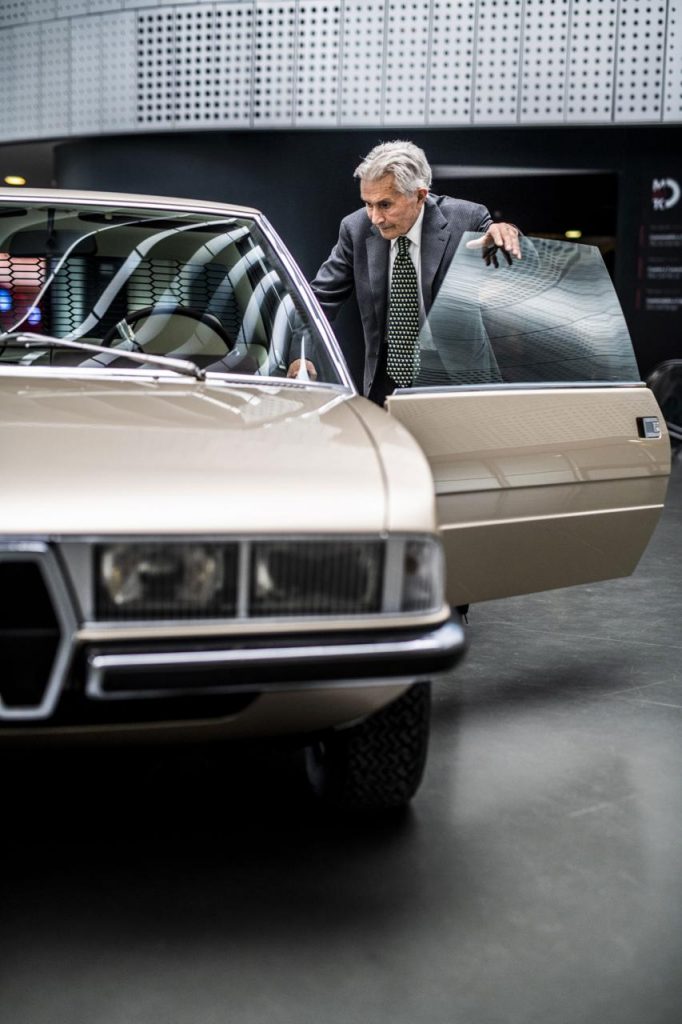 hd-la_bmw_garmisch_de_bertone_et_par_gandini_recre_1-6