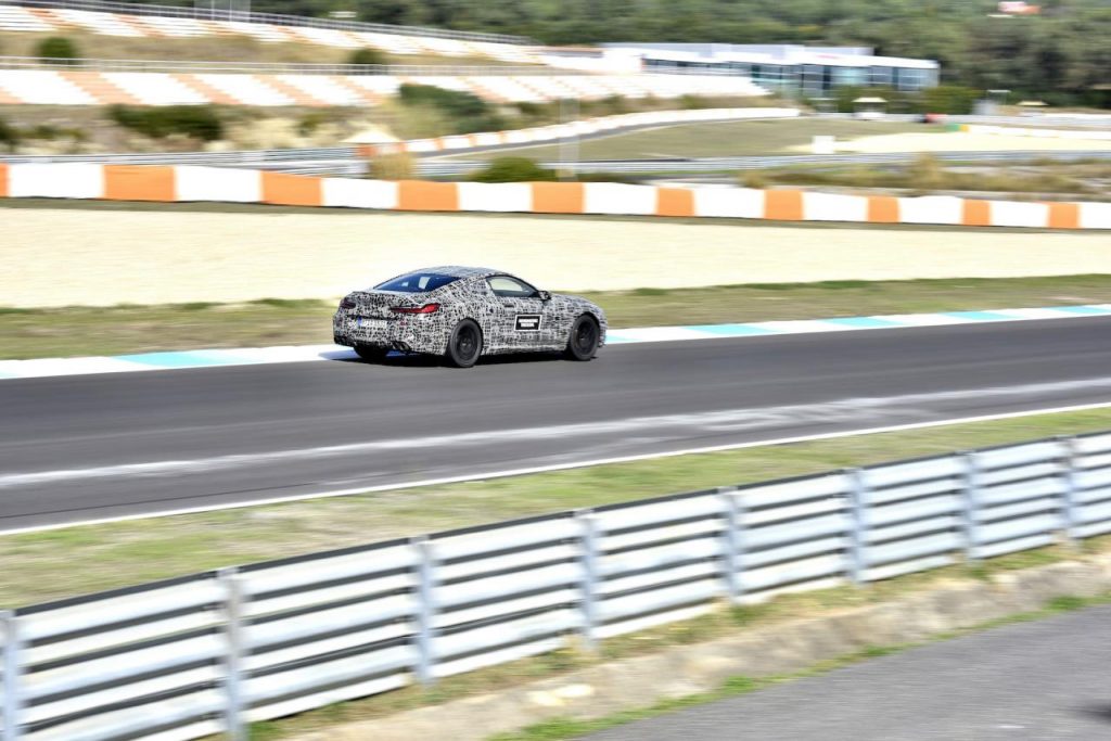 hd-la_bmw_m8_fait_un_pas_de_plus_vers_la_srie_1