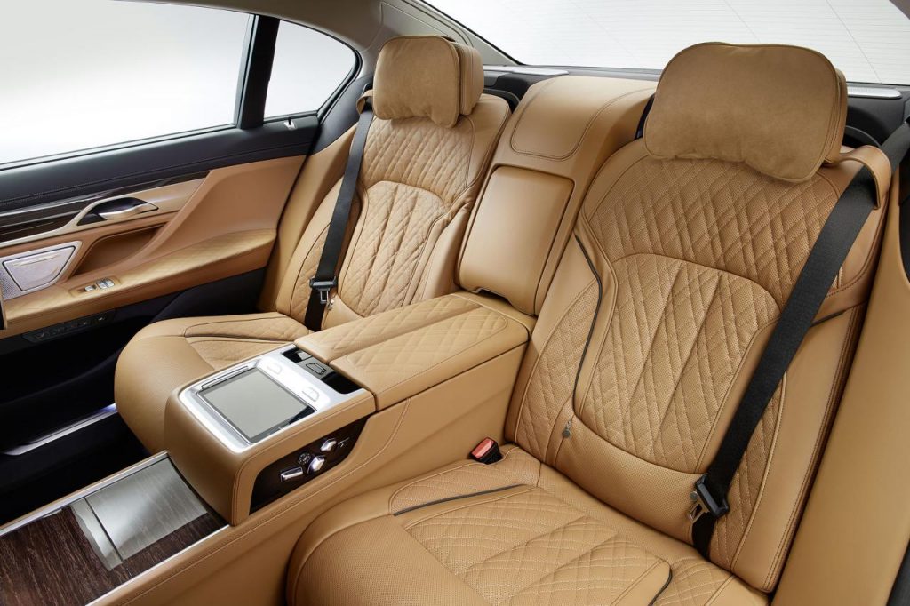 hd-la_bmw_srie_7_s_aligne_sur_le_x7_1-12