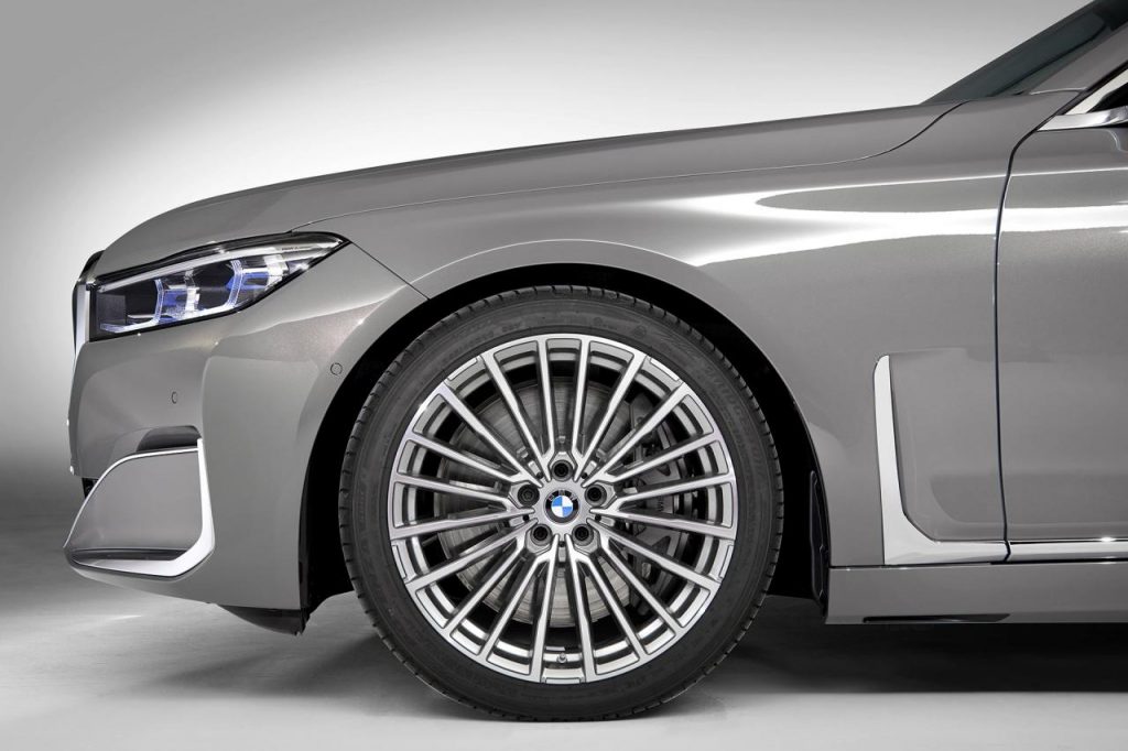 hd-la_bmw_srie_7_s_aligne_sur_le_x7_1-21