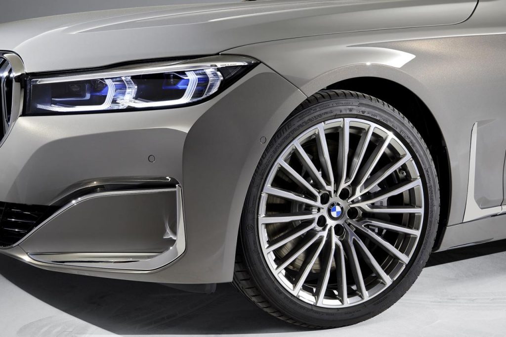 hd-la_bmw_srie_7_s_aligne_sur_le_x7_1-27