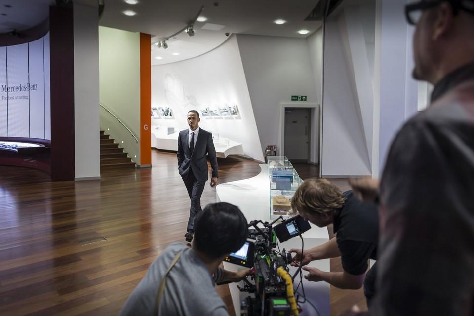 hd-la_compromission_du_jour_lewis_hamilton_liquid_et_metal_1-10