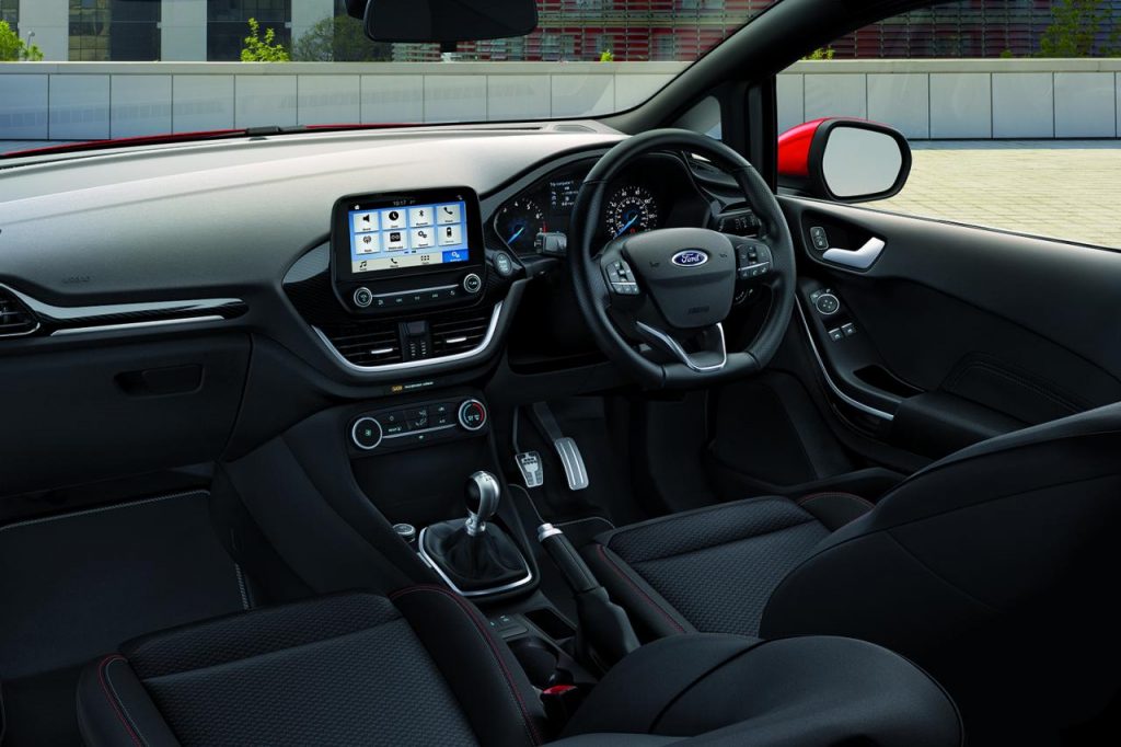 hd-la_ford_fiesta_van_de_retour_1-1