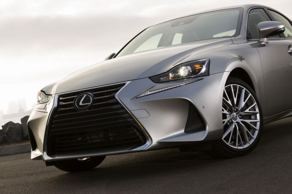 hd-la_lexus_is_restyle_arrive_sur_le_march_1-11