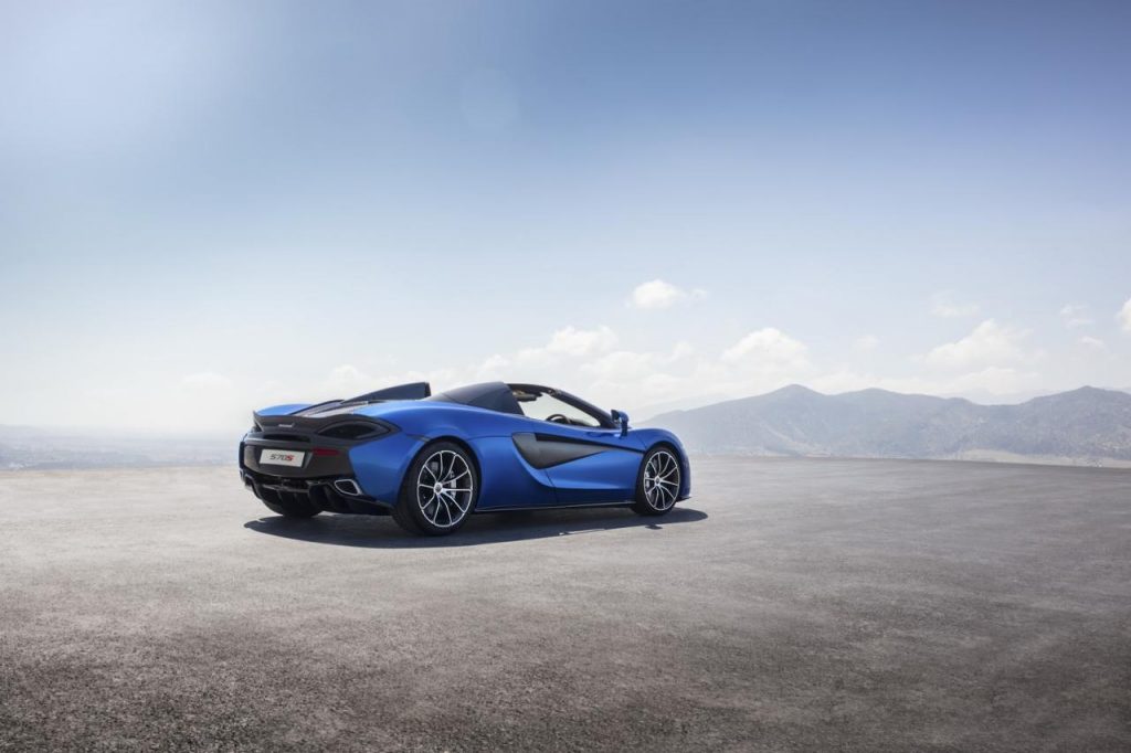 hd-la_mclaren_570s_se_dcouvre_pour_devenir_spider_1-8