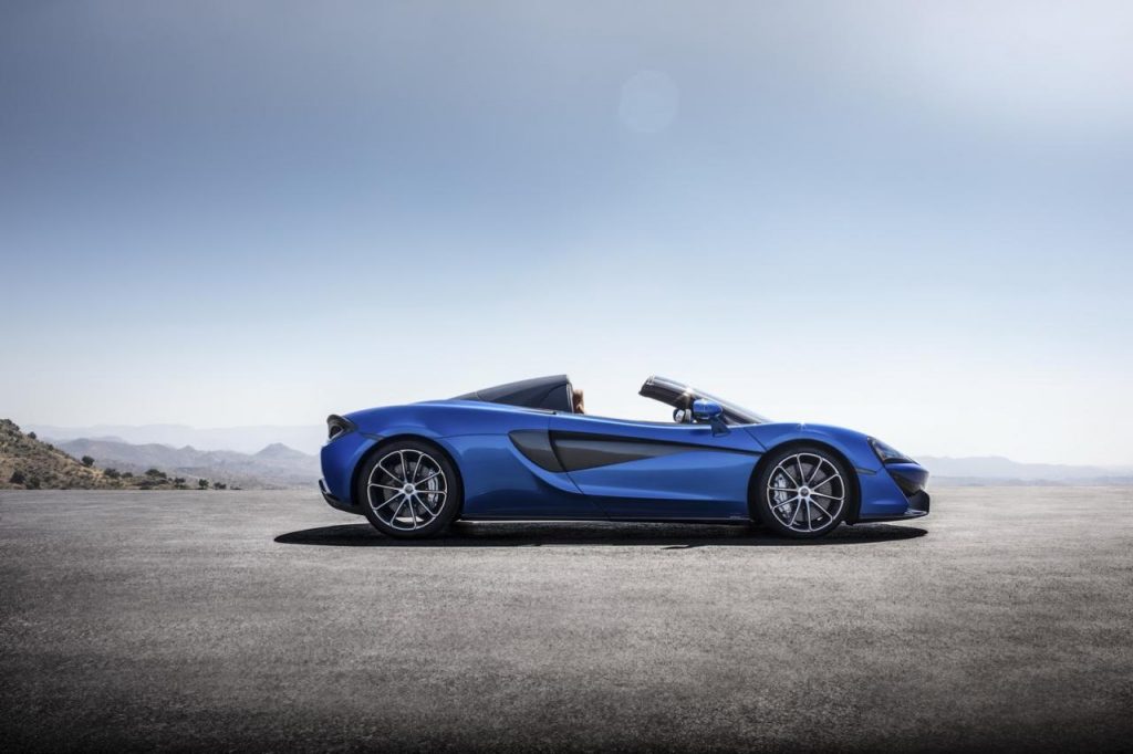 hd-la_mclaren_570s_se_dcouvre_pour_devenir_spider_1-9