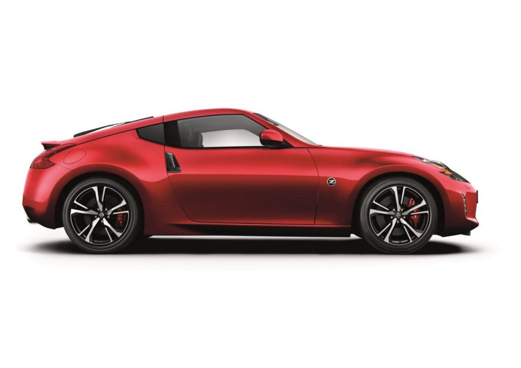hd-la_nissan_370z_s_offre_une_dernire_mise_jour_1