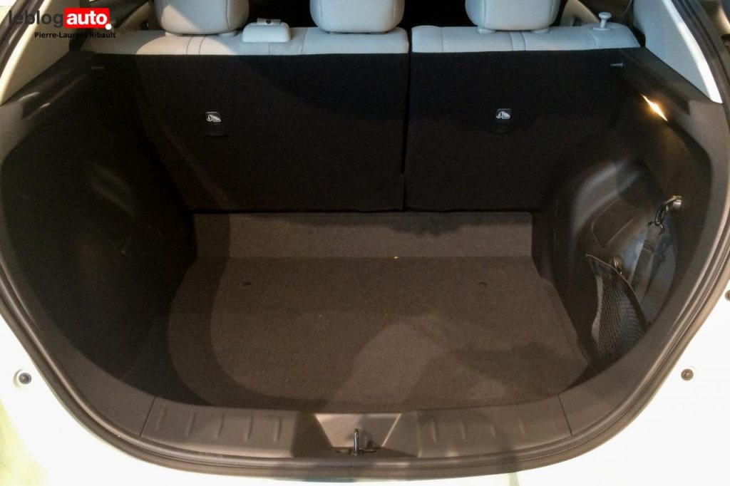 hd-la_nouvelle_nissan_leaf_de_plus_prs_2