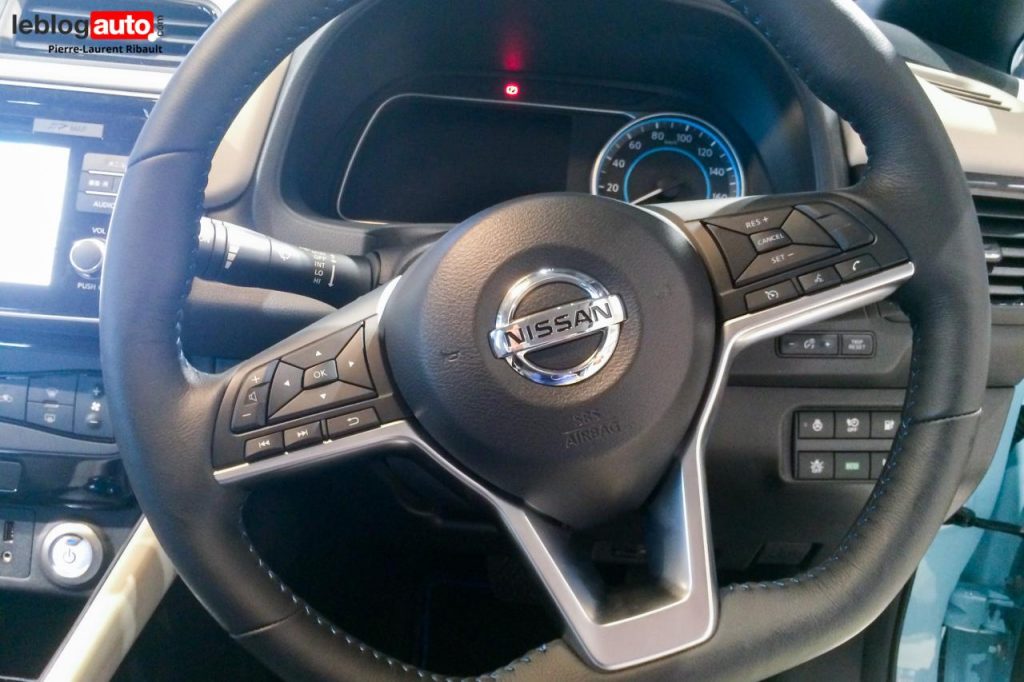 hd-la_nouvelle_nissan_leaf_de_plus_prs_2-4