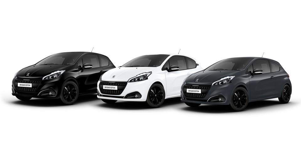 hd-la_rallywoman_munnings_marraine_de_la_peugeot_208_black_1-3