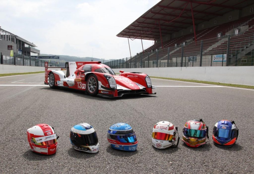 hd-la_rebellion_r_one_revet_ses_couleurs_1-1