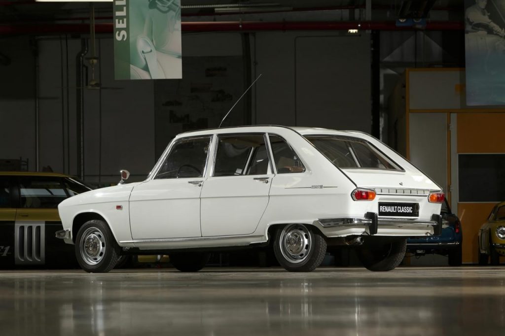 hd-la_renault_16_fte_ses_cinquante_ans_1-11