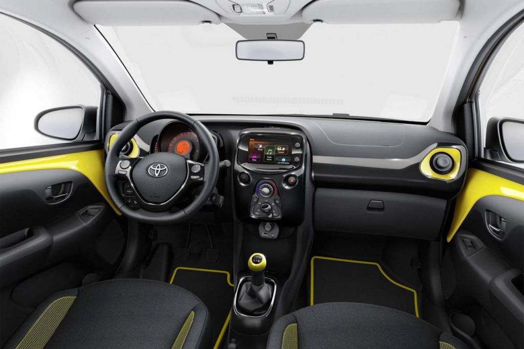 hd-la_toyota_aygo_x_cite_volue_1