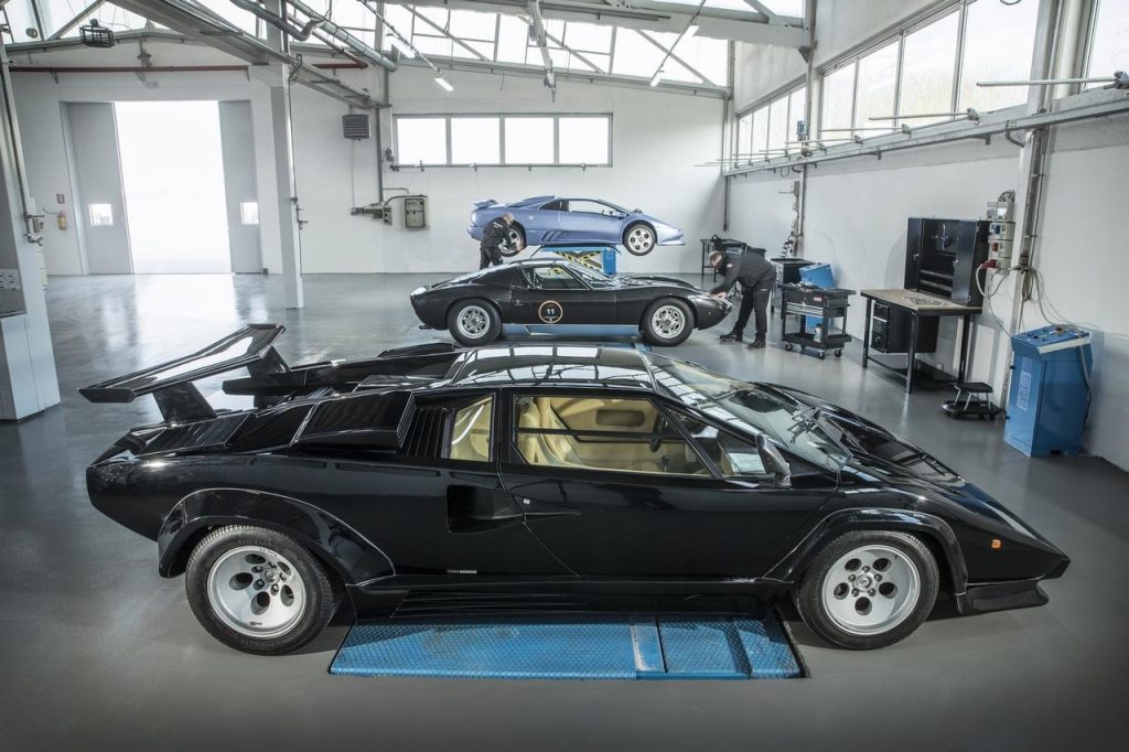 hd-lamborghini_polostorico_les_anciennes_bichonnes_1-1