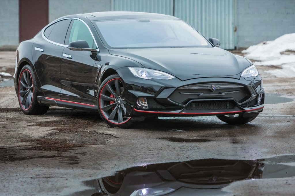 hd-larte_design_et_une_tesla_model_s_1-32