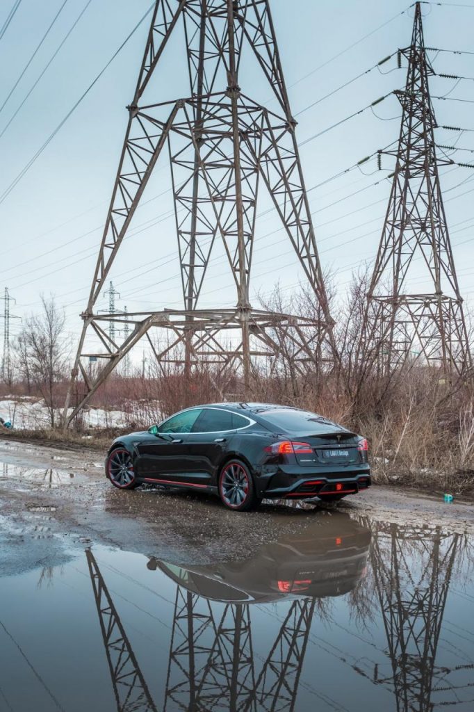 hd-larte_design_et_une_tesla_model_s_1-9