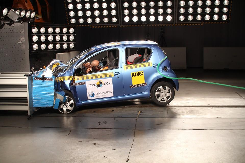 hd-latin_ncap_byd_f0_comme_son_nombre_d_toiles_1