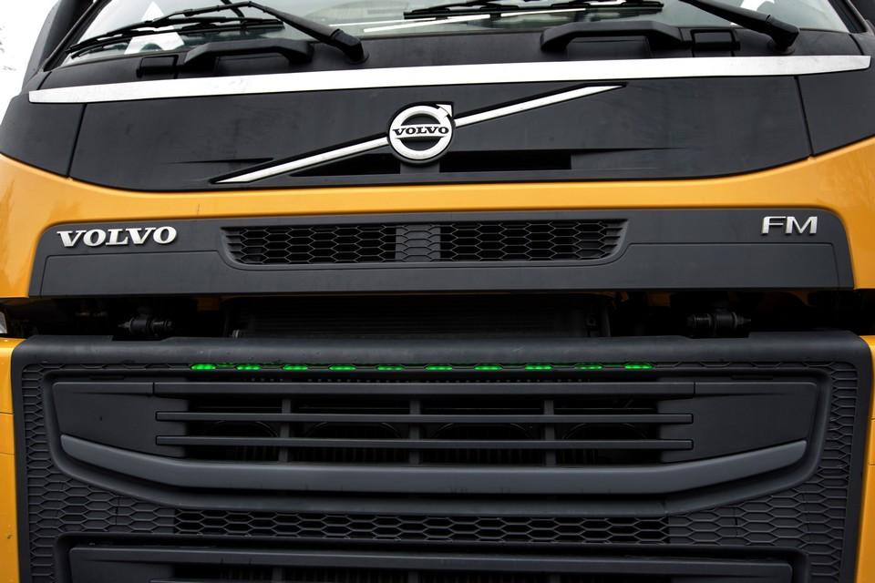 hd-le_camion_poubelle_autonome_de_volvo_trucks_1-13