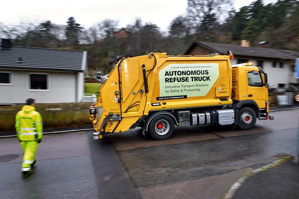 hd-le_camion_poubelle_autonome_de_volvo_trucks_1-7