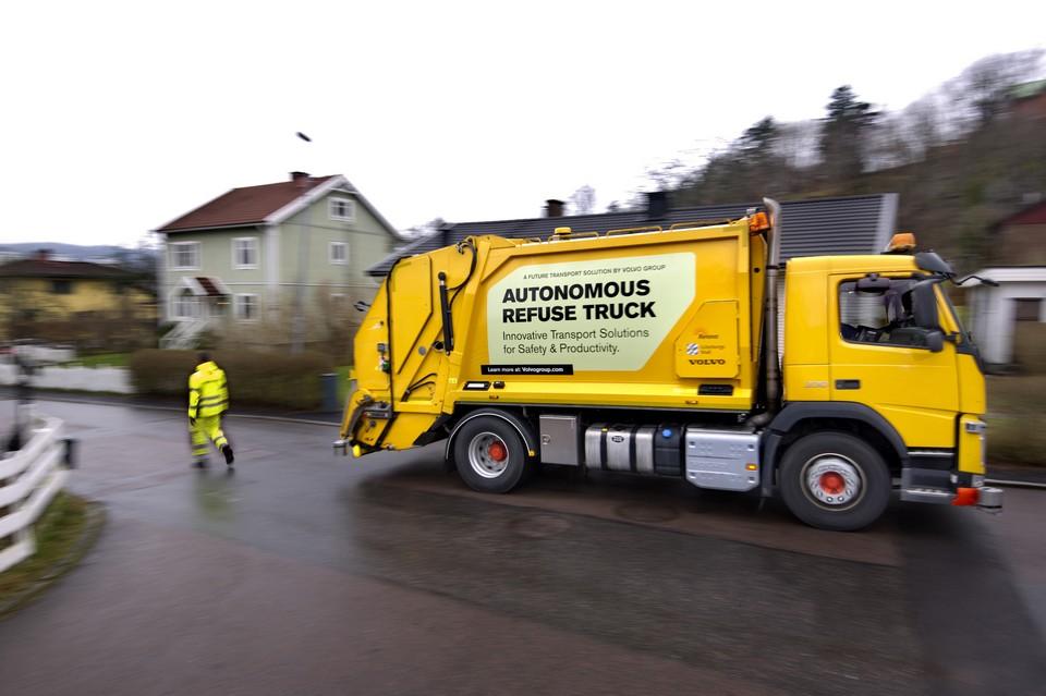 hd-le_camion_poubelle_autonome_de_volvo_trucks_1-8