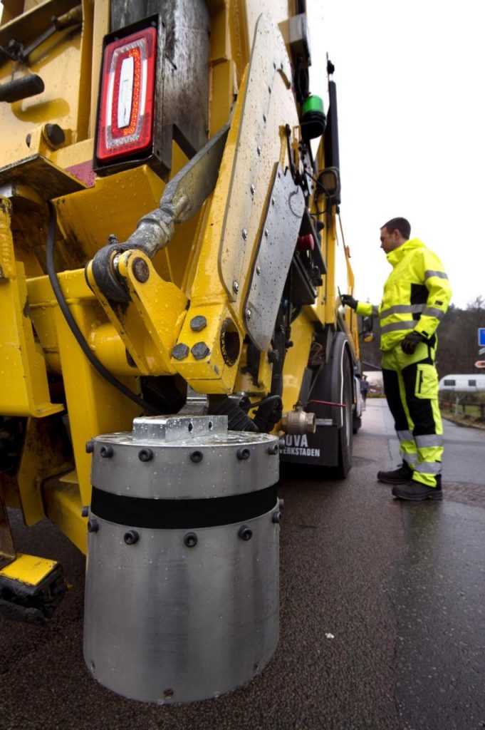 hd-le_camion_poubelle_autonome_de_volvo_trucks_1-9