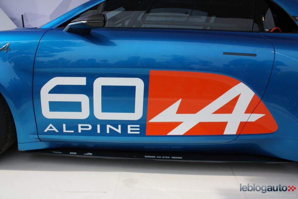 hd-le_concept_car_alpine_clbration_de_prs_1-1