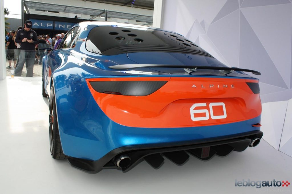 hd-le_concept_car_alpine_clbration_de_prs_1-9