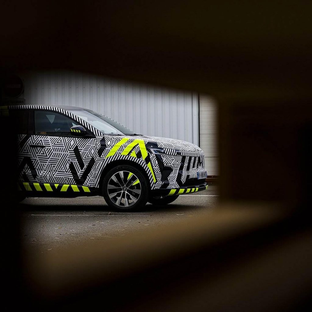 hd-le_renault_austral_se_balade_officiellement_2-1