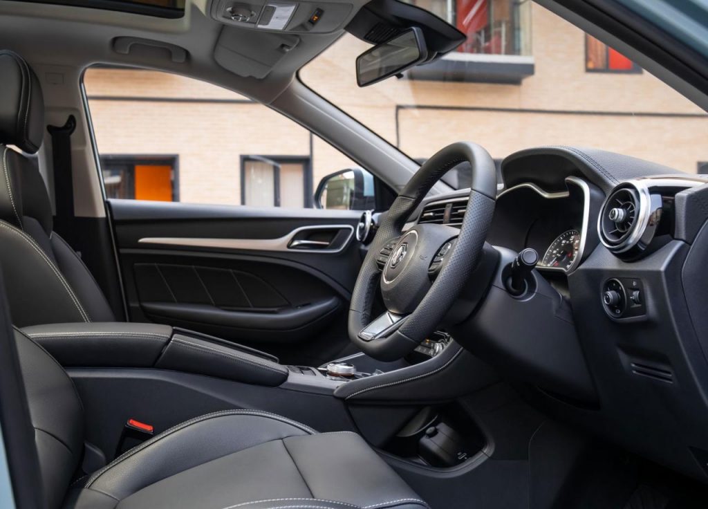 hd-le_suv_lectrique_mg_ezs_arrivera_en_france_en_2020_1-14