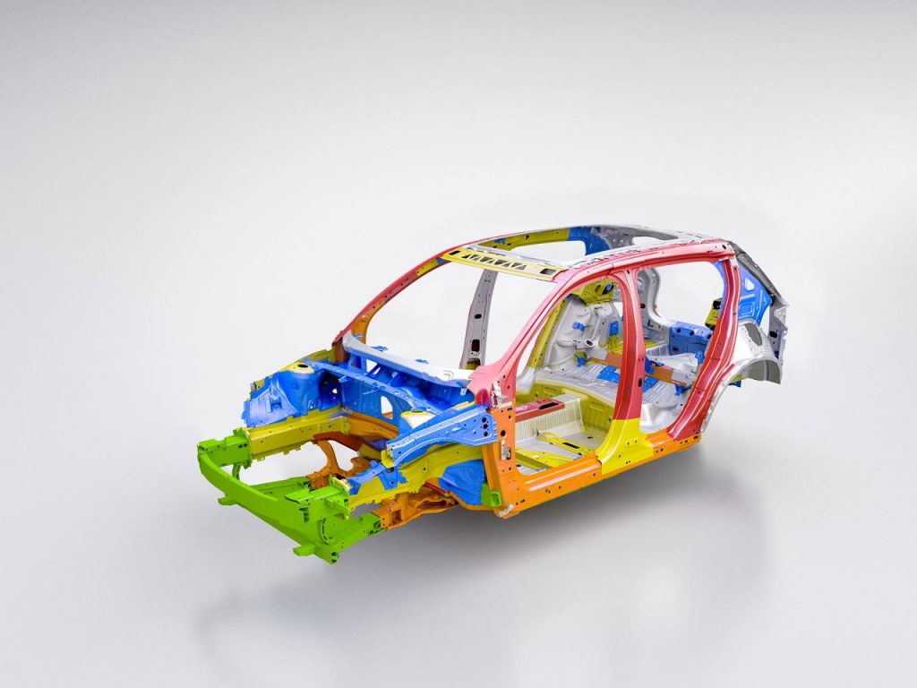 hd-le_volvo_xc40_lectrique_en_approche_1