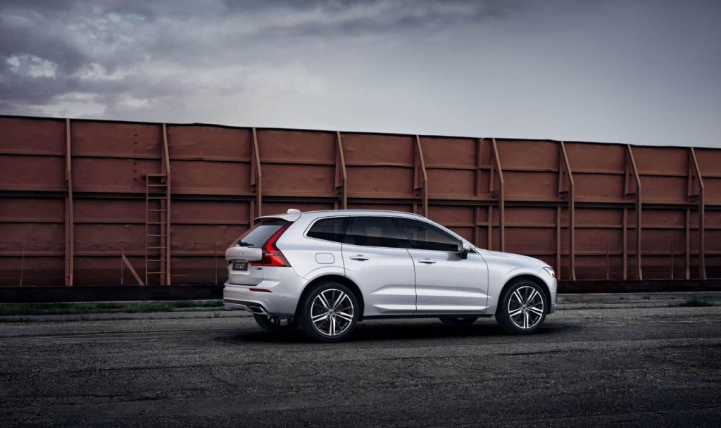 hd-le_volvo_xc60_t8_est_pass_chez_polestar_1