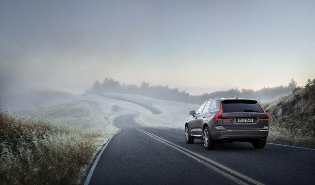 hd-le_volvo_xc60_t8_est_pass_chez_polestar_1-4