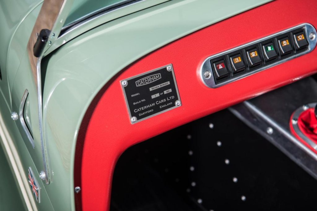 hd-les_60_caterham_seven_sprint_vendues_en_seven_days_1-2