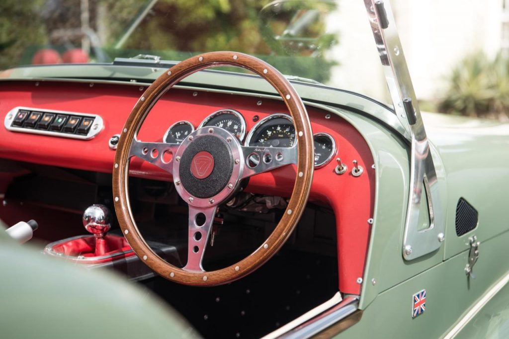 hd-les_60_caterham_seven_sprint_vendues_en_seven_days_1-4