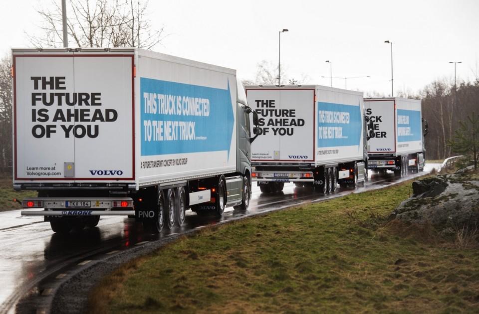 hd-les_camions_volvo_roulent_en_peloton_1-4