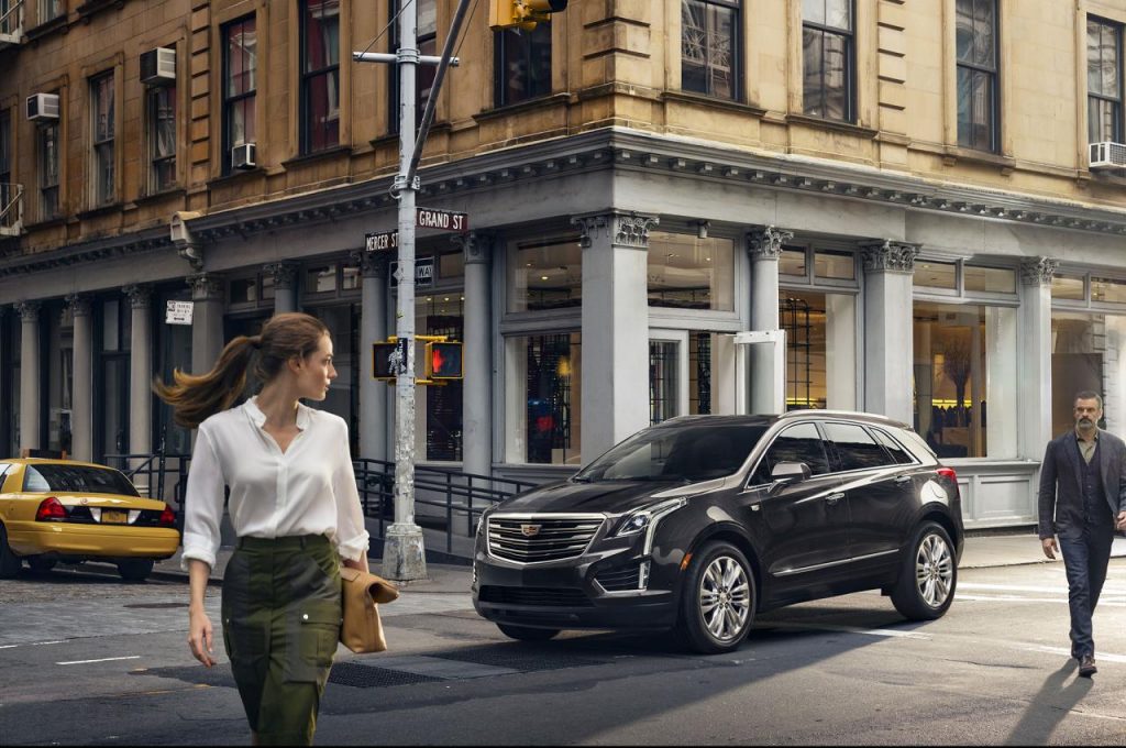 hd-los_angeles_2015_cadillac_xt5_1-12